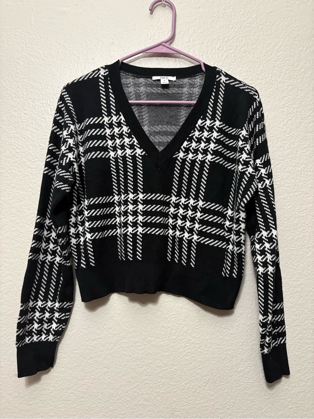 Bar III Black and White Plaid V-Neck Sweater